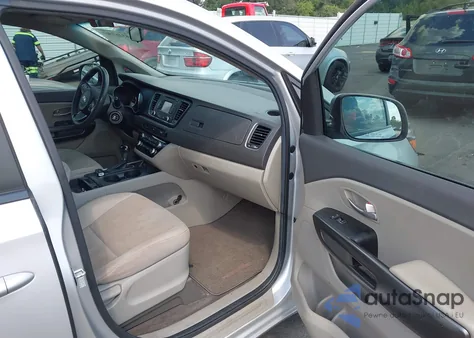 2016 Kia Sedona L z USA, uszkodzony, nr VIN KNDMA5C15G6206471